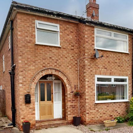 The Hawthorns Villa Chester Exterior photo